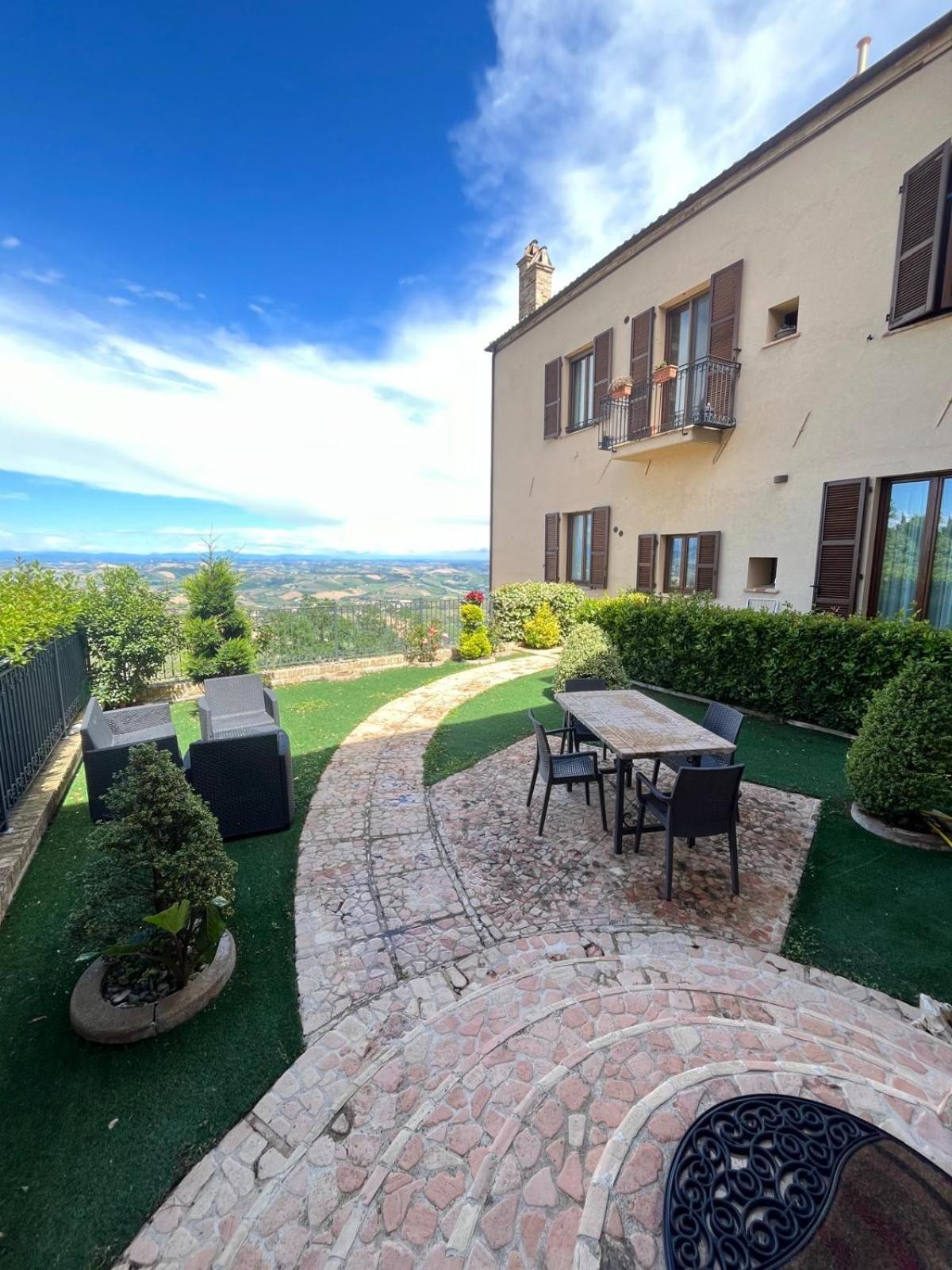 Dimora Santa Chiara Apartment Ripatransone Exterior photo